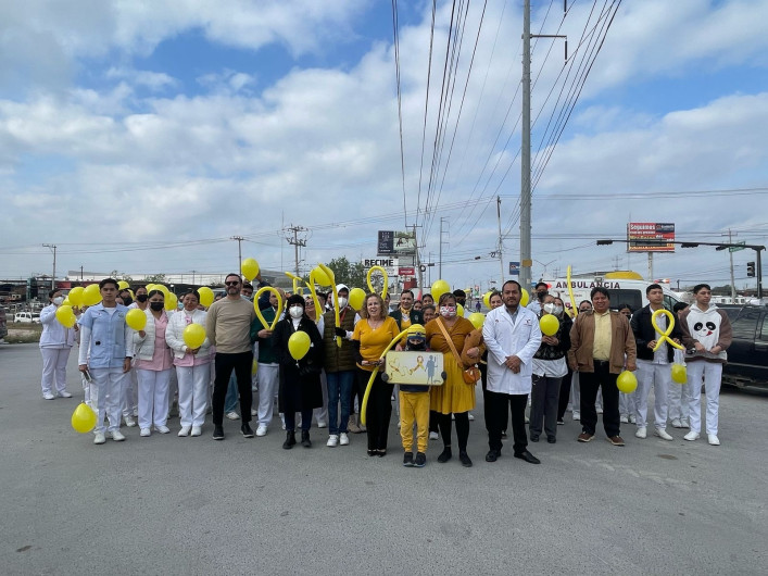 Caminan para concientizar sobre la lucha contra el cáncer infantil