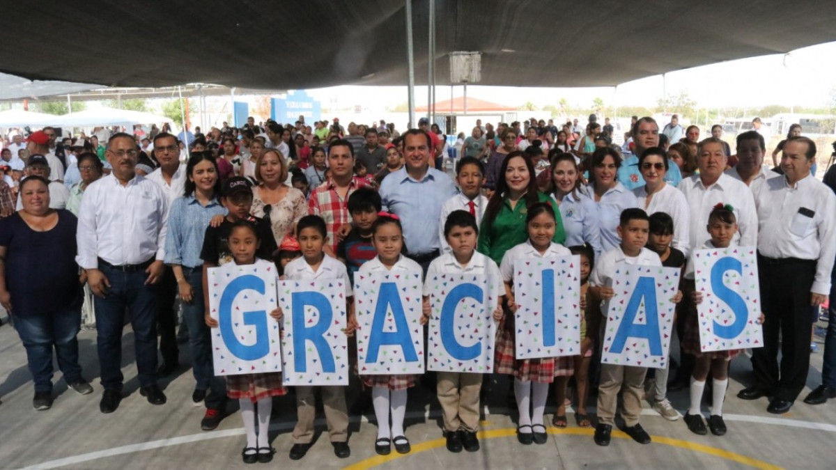 Lleva Audiencia Pública atención a habitantes del poniente