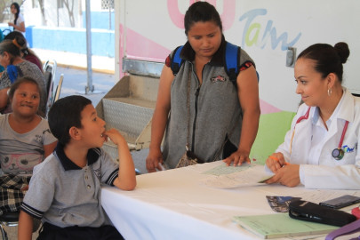 Llevan atención médica a ejidos