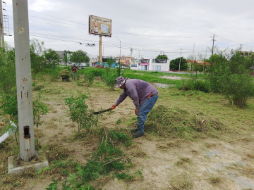 Cumple Servicios Públicos de Reynosa con saneamiento de canchas deportivas