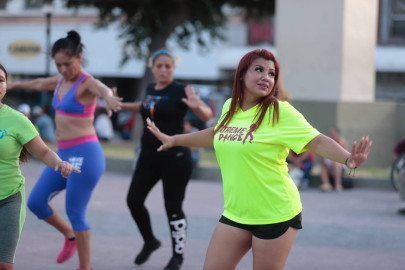 Se activa centro histórico con ritmos latinos