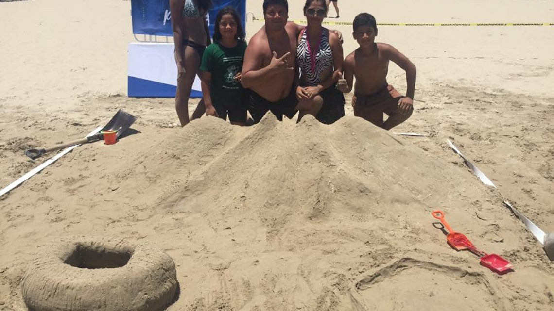 Llevan a cabo Concurso de Castillos de Arena en Playa Miramar