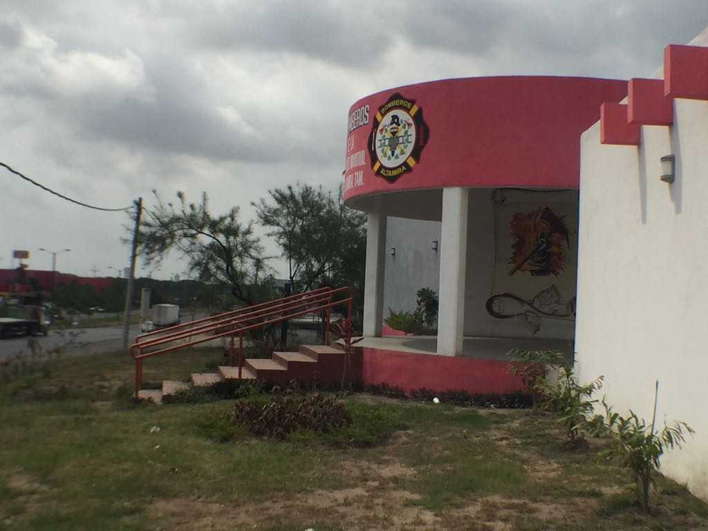Bomberos listos para auxiliar a población durante fin de año
