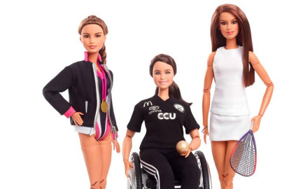 Barbie homenajea a Paola Espinosa y Paola Longoria con su propia muñeca