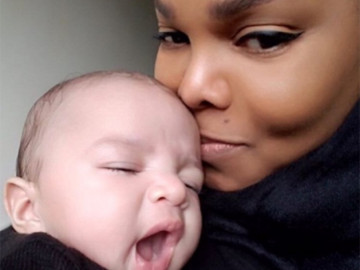 Janet Jackson presenta a su bebé
