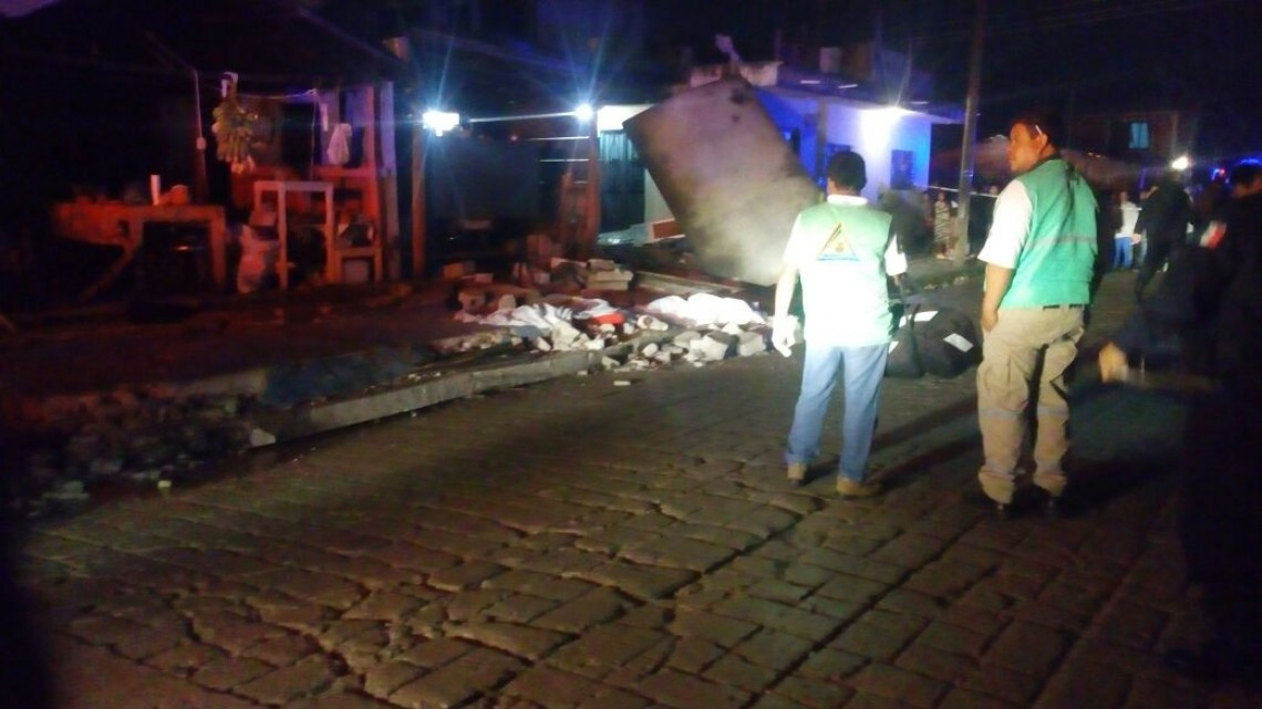 Sismo deja daños y muertes a su paso