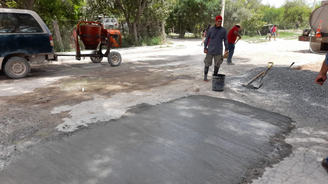 Rehabilitan avenida Las Flores en la villa