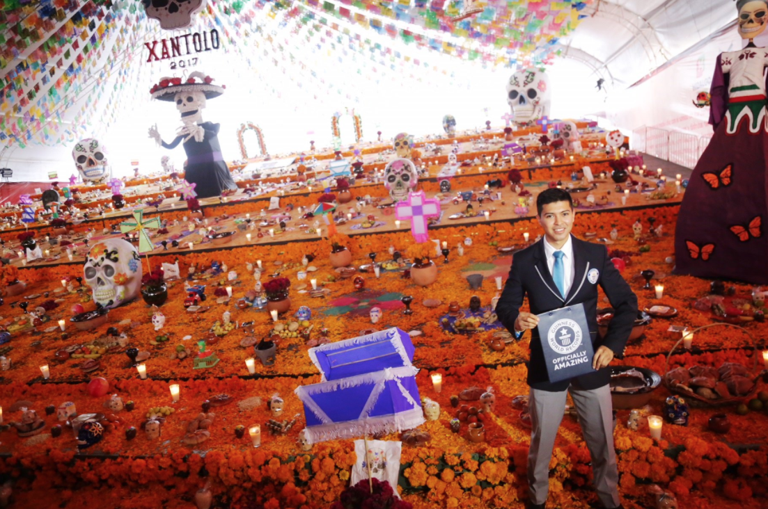 Hidalgo obtiene récord Guinness al Altar de Muertos más grande del mundo