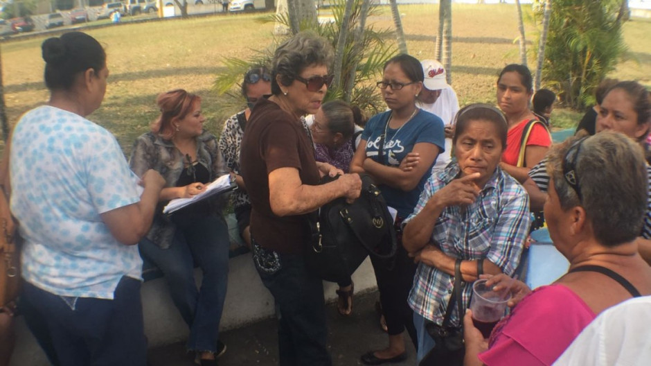 Morosos se ampararan en contra de la Comapa