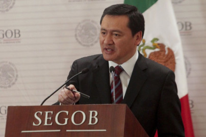 Sigamos trabajando juntos en favor de México: Osorio Chong