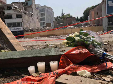 A un mes del 19S rinden homenaje a víctimas