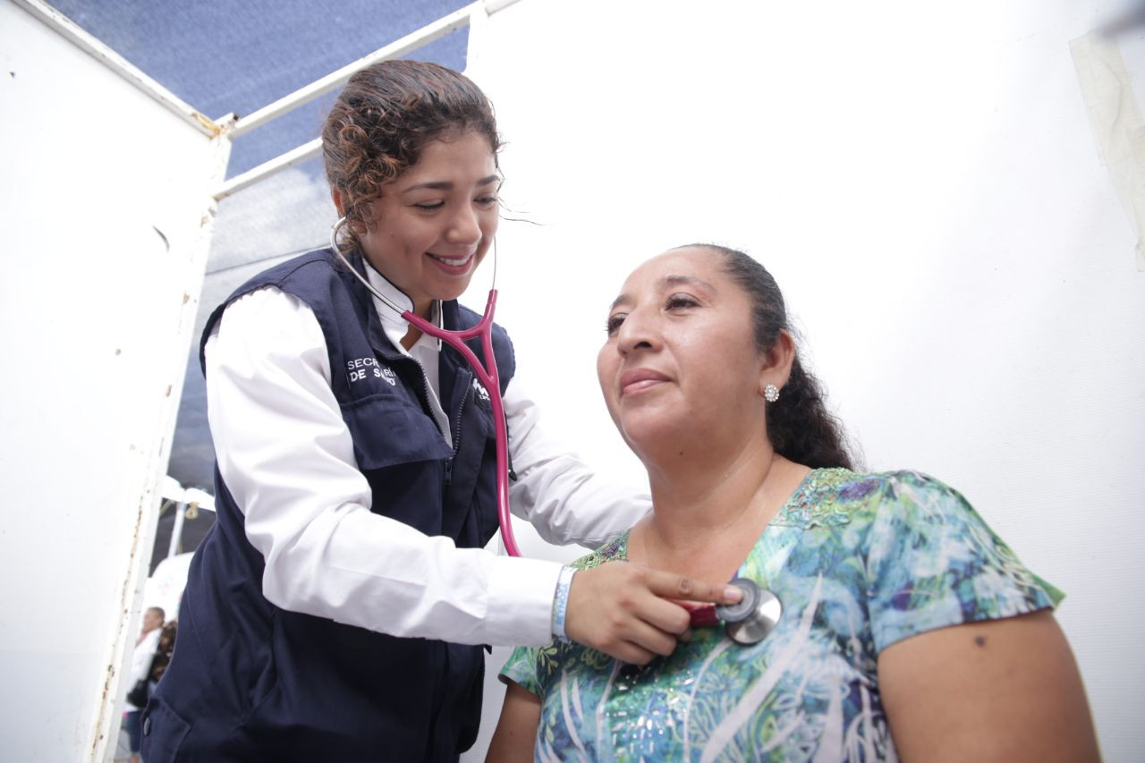 Llevan Gobierno y DIF Tamaulipas beneficios a familias de Reynosa