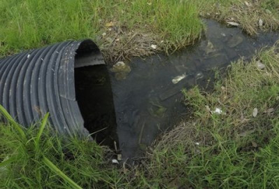 Piden solución a problema de aguas negras
