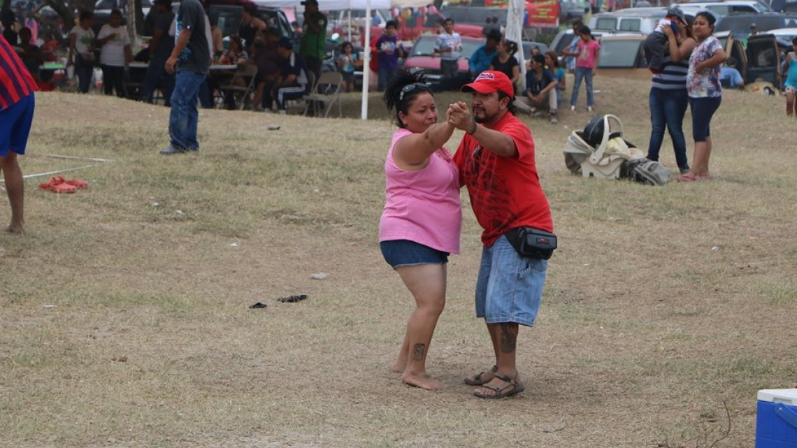 Llevan a cabo "Torneo de Pesca y Voleibol"