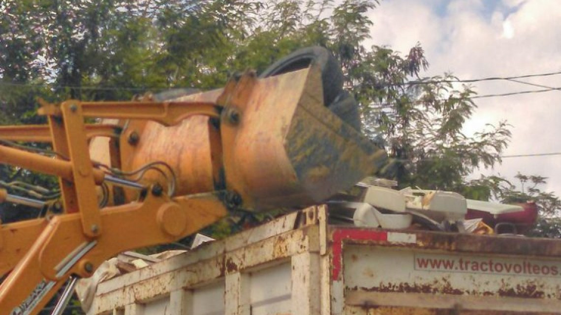 Realizan campaña de descacharrización en Madero