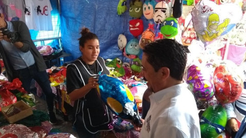 Refrenda alcalde apoyo a comerciantes 