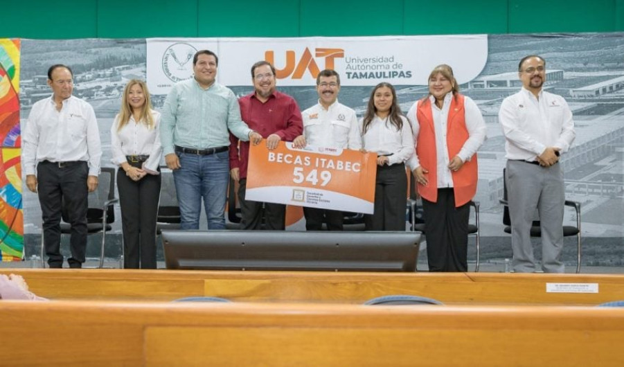 Entrega ITABEC becas “Futuro Tamaulipas Jóvenes de Nivel Superior”
