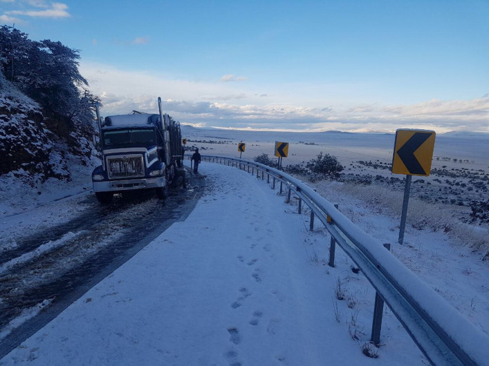Nieve obliga a cerrar tramo carretero entre Sonora y Chihuahua