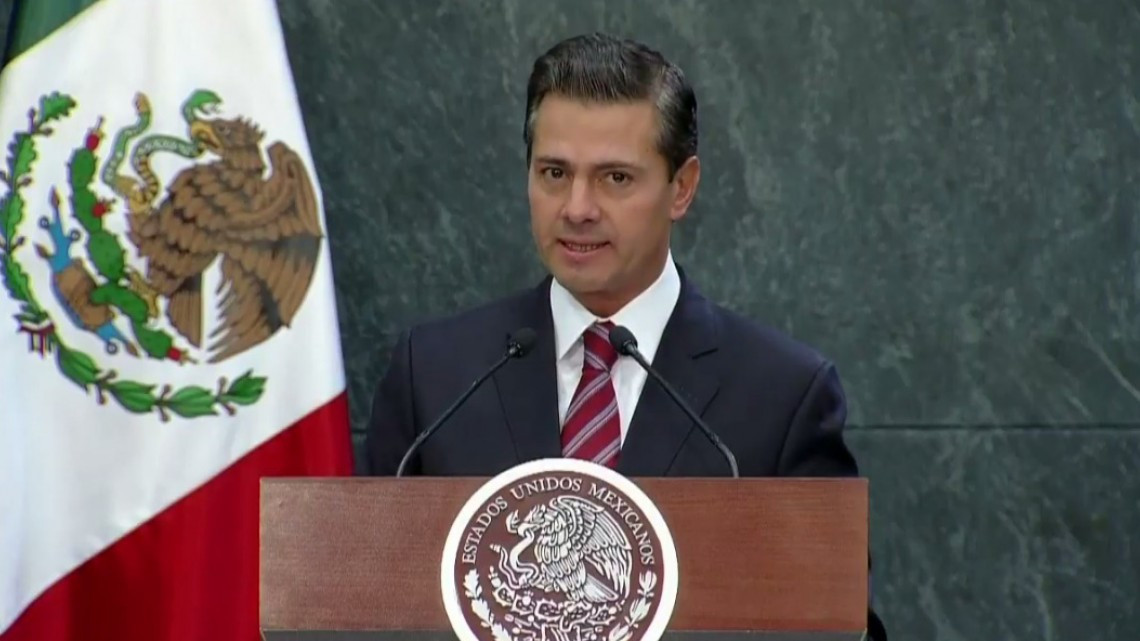 Meade deja Hacienda, González Anaya lo sustituye