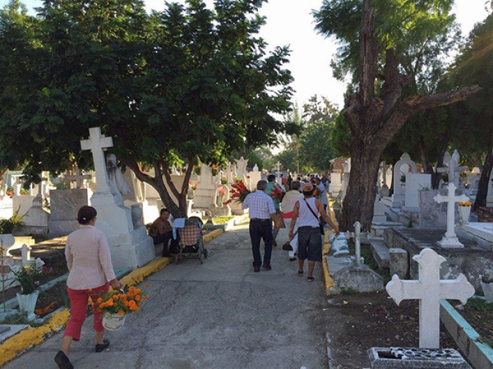Invitan al "Día de Muertos" en Panteón Municipal del Cero Morelos
