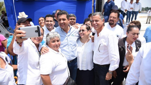Inauguran pavimentación en colonia Morelos