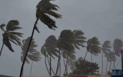 Llega frente frío al Valle con fuertes vientos