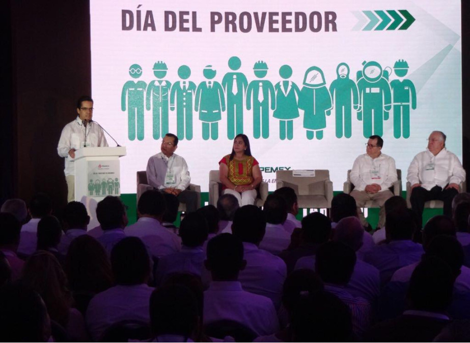 Pemex fortalece relación con proveedores