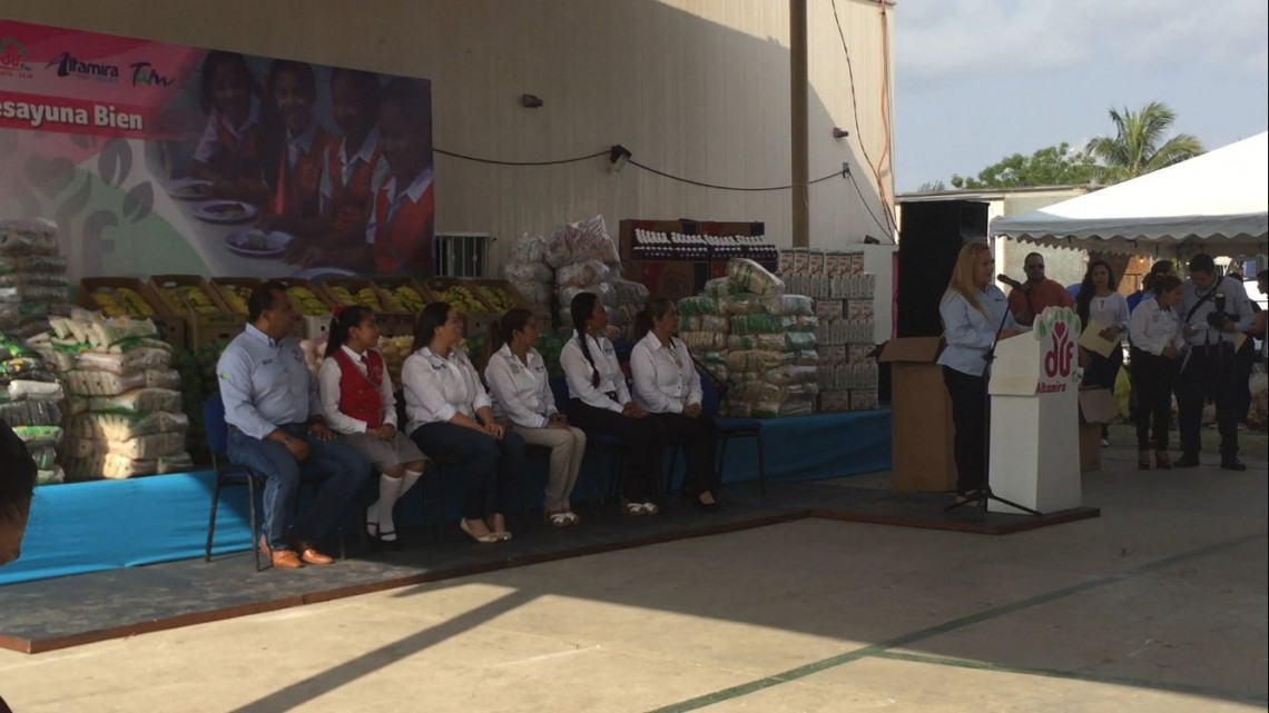 Inicia en Altamira el programa "Desayuna bien"