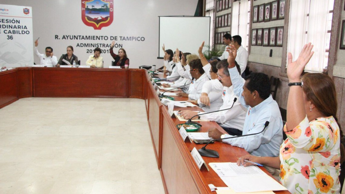 Gestiona Magdalena Peraza 25 millones 300 mil pesos para pavimentar calles