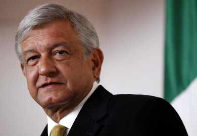 AMLO defiende a Gómez Urrutia como acto de justicia