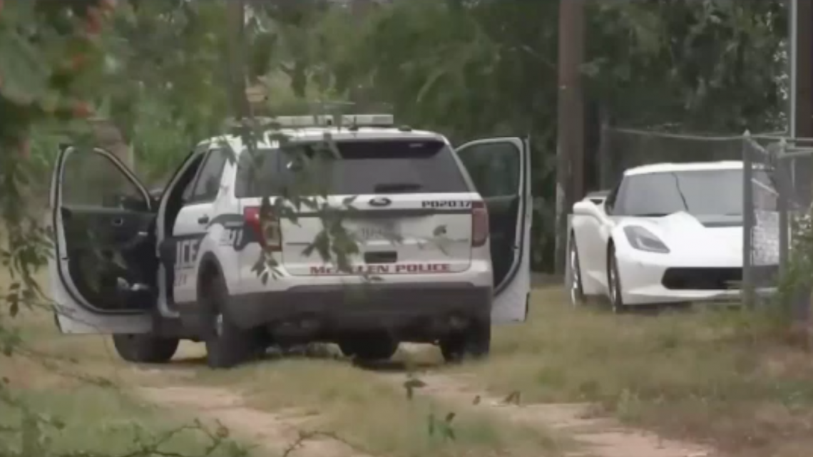 Tras persecución y balacera arrestan a presunto asaltante