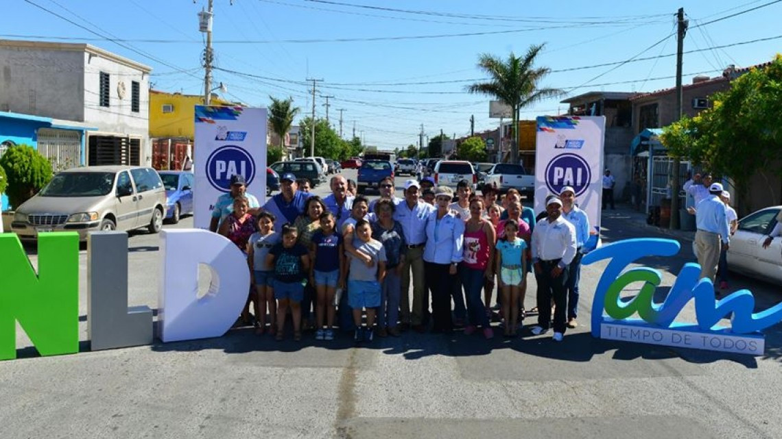 Beneficia alcalde de Nuevo Laredo a vecinos de la colonia Villas del Sol