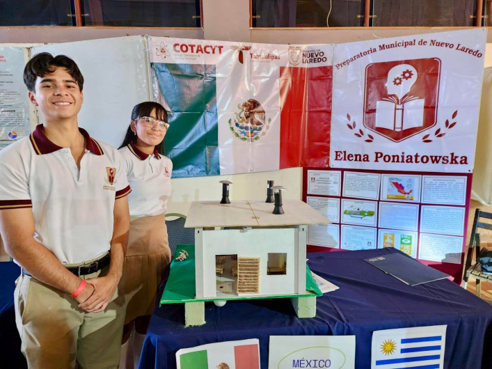 Estudiantes de la preparatoria municipal “Elena Poniatowska” representan a Nuevo Laredo en feria científica internacional