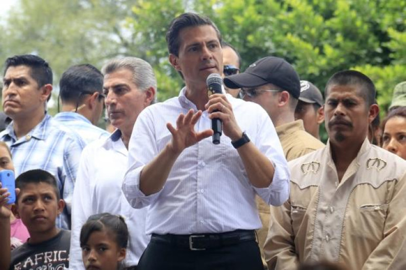 Se entregarán recursos para reconstrucción de casas: EPN 