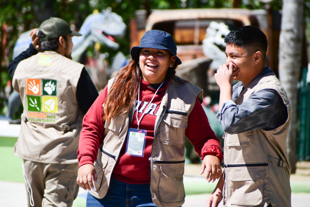Integran a jóvenes estudiantes como voluntarios en zoológico 