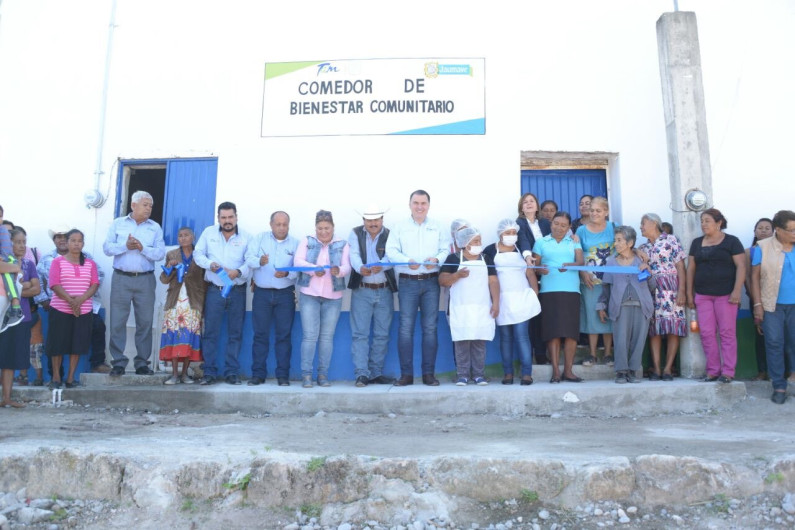 Realizan la entrega de comedores comunitarios a Jaumave y Tula